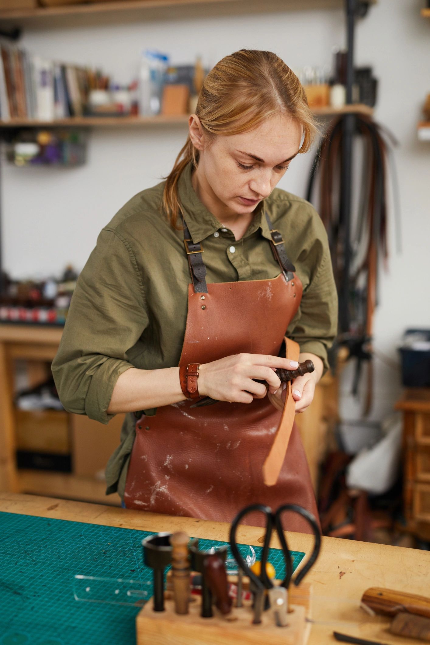 Craft-focused studio portrait for Nikas gallery