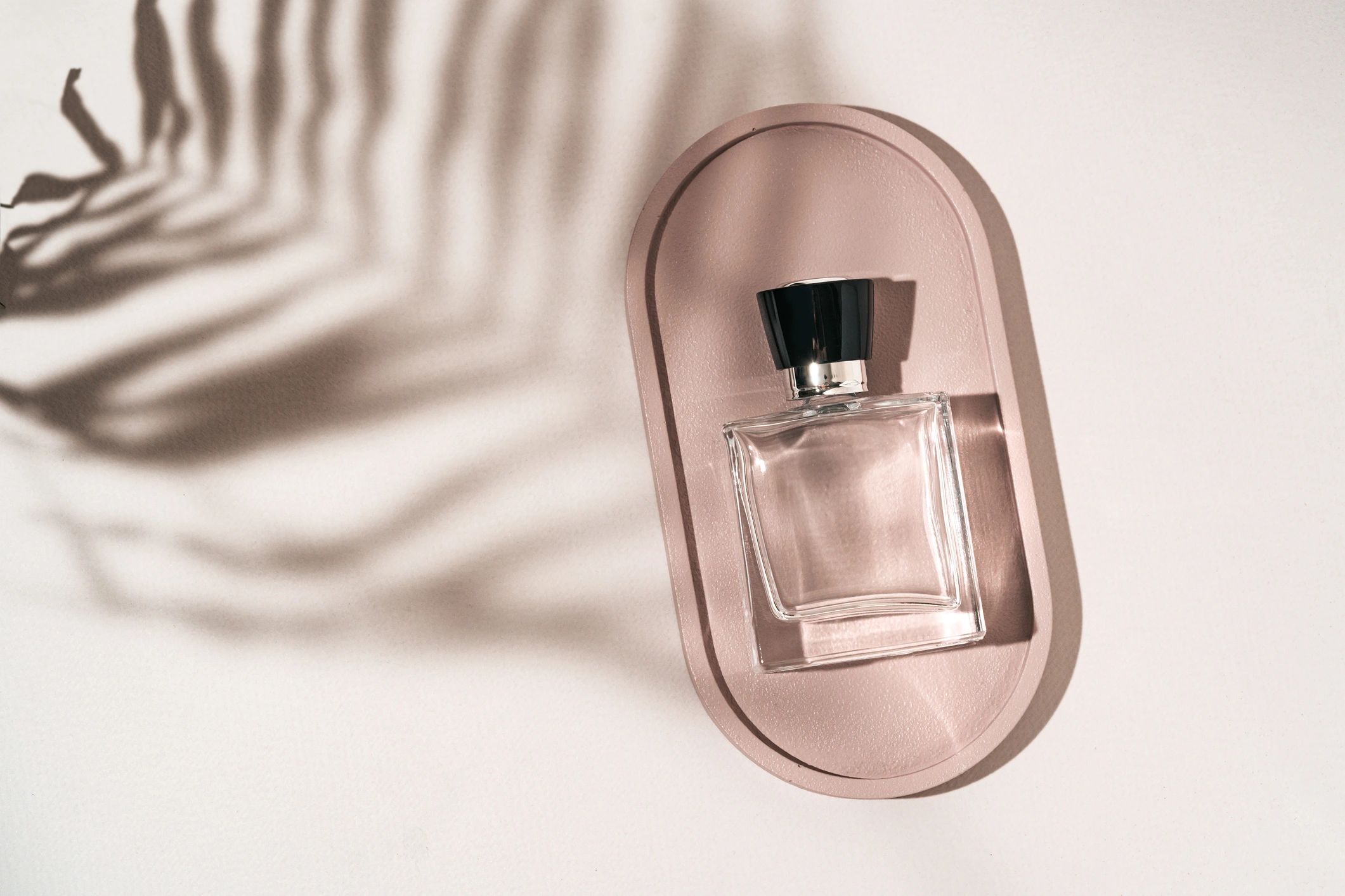 Luxury perfume product scene for Nikas gallery